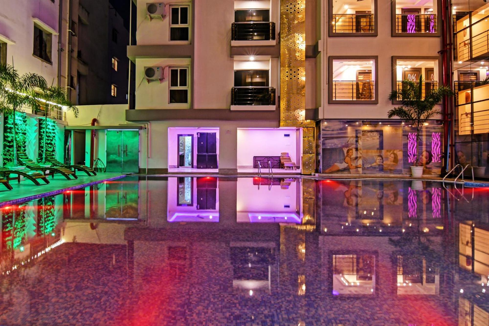 Townhouse The Grand Touch & The Royal Touch Hotel Digha  Exterior photo