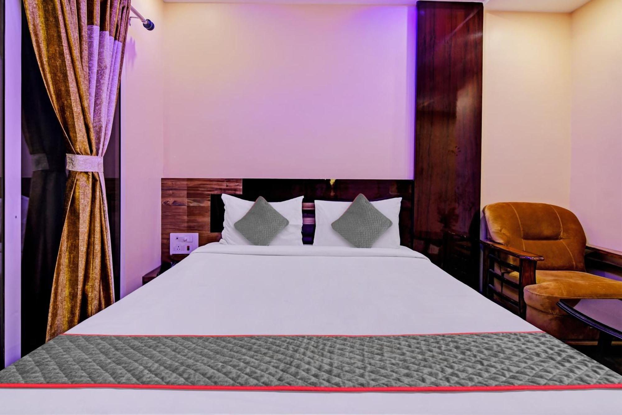 Townhouse The Grand Touch & The Royal Touch Hotel Digha  Exterior photo