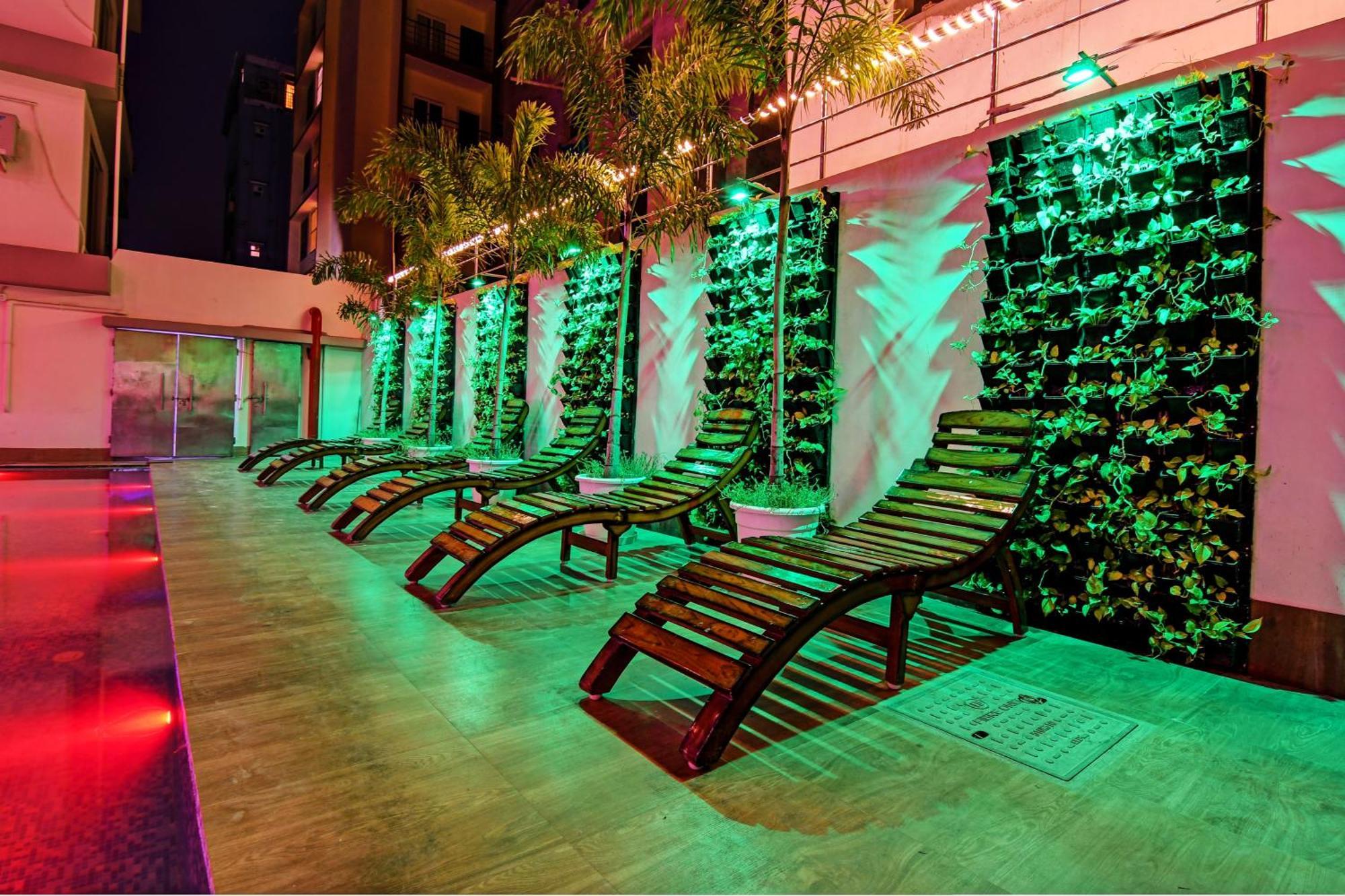 Townhouse The Grand Touch & The Royal Touch Hotel Digha  Exterior photo